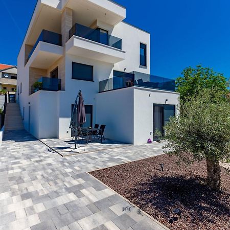 Casa Mia Apartments With Parking Zadar Ngoại thất bức ảnh