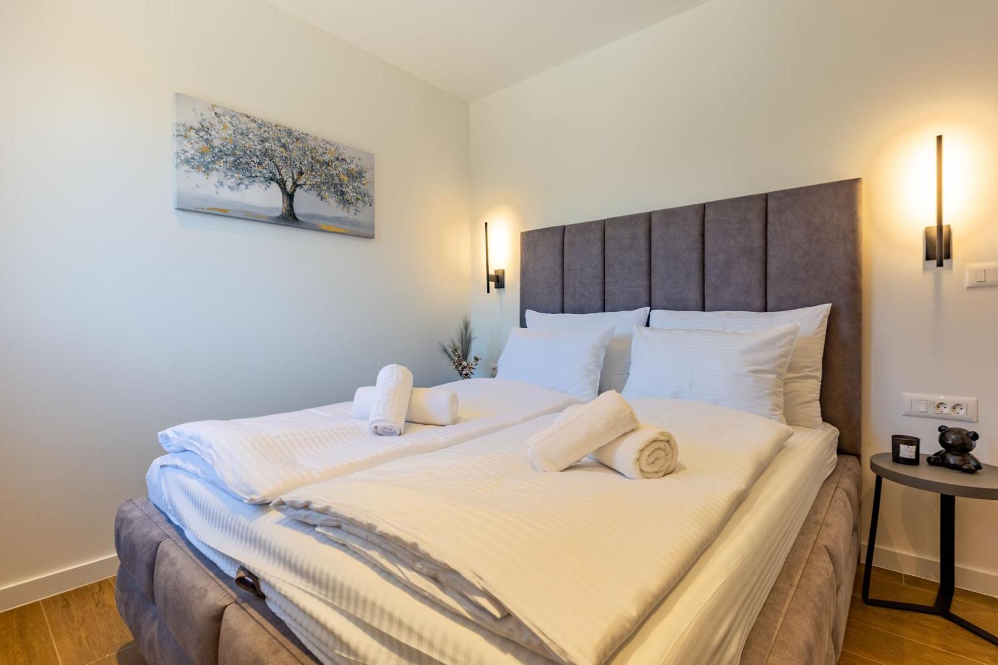 Casa Mia Apartments With Parking Zadar Ngoại thất bức ảnh