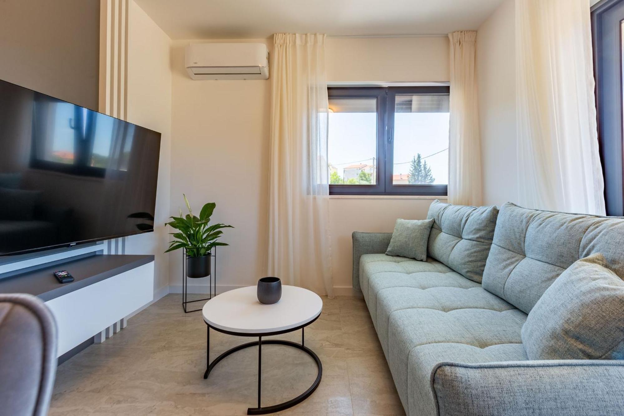 Casa Mia Apartments With Parking Zadar Ngoại thất bức ảnh