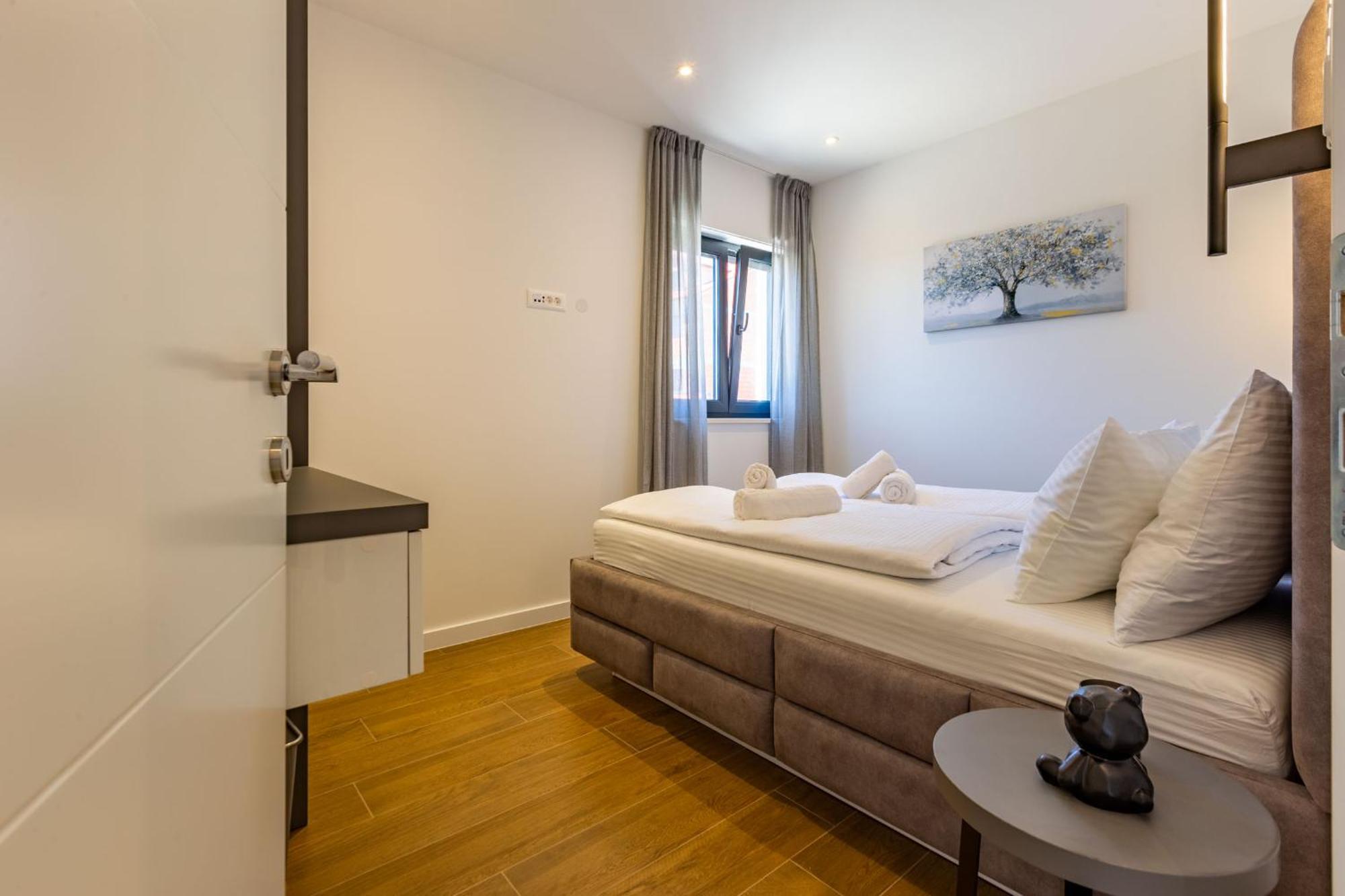 Casa Mia Apartments With Parking Zadar Ngoại thất bức ảnh
