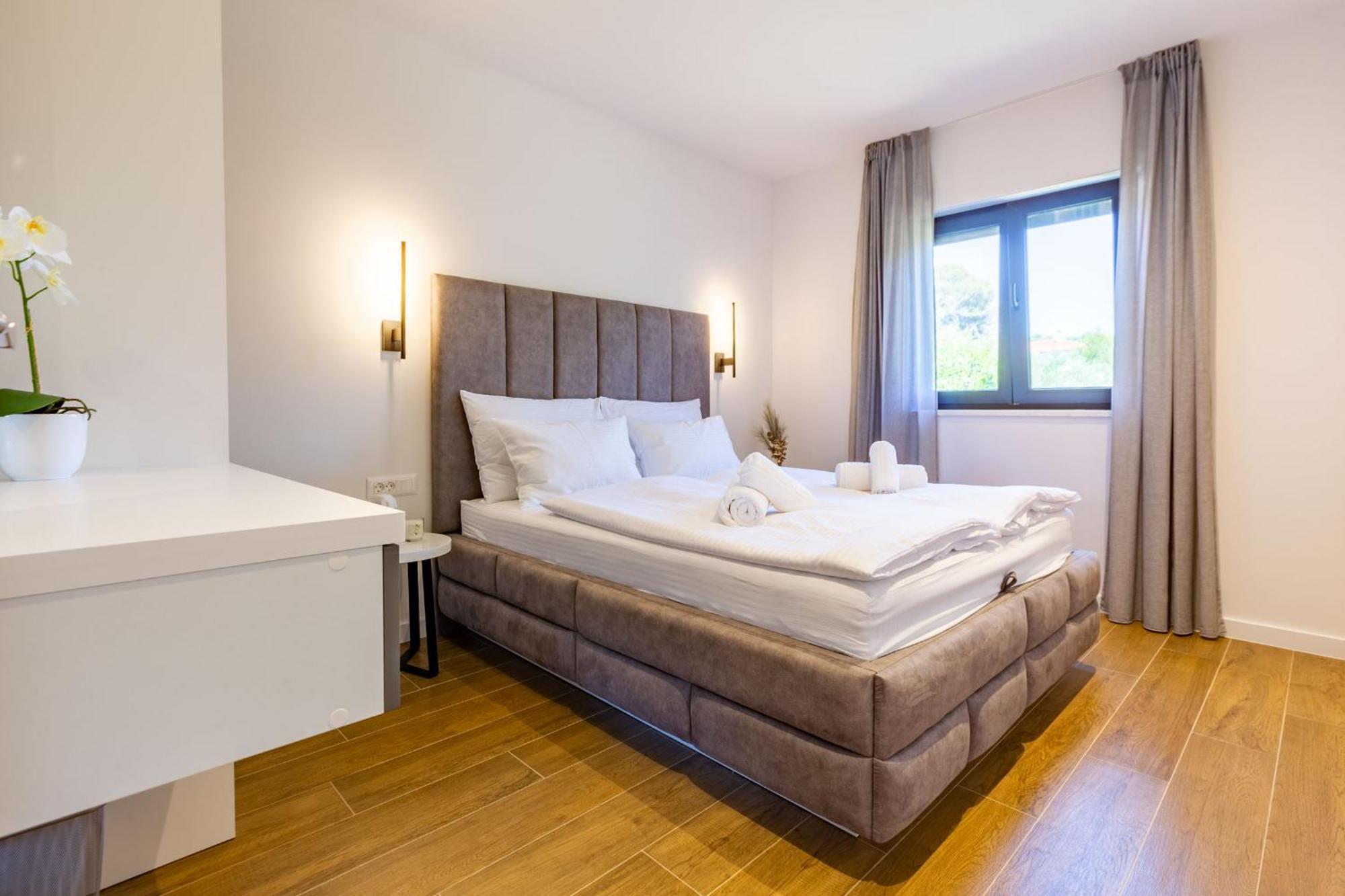 Casa Mia Apartments With Parking Zadar Ngoại thất bức ảnh